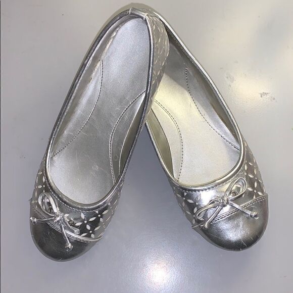 Sperry    - Picture 1 of 4